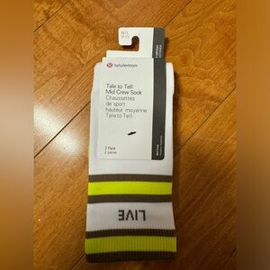 lululemon Tale to Tell Mid Crew Sock 2 Pack